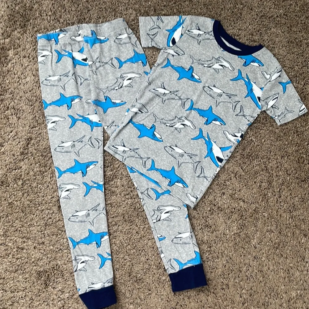 Carter’s Boys Shark Print PJ’s Set Size 8
